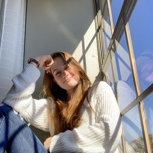 Meet your Posher, Carly